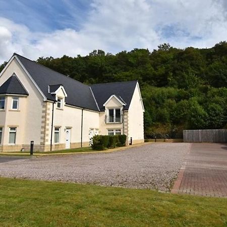 Conaglen, Glenloch View, Fort William 2-Bedroom Loch Side Flat Exterior photo